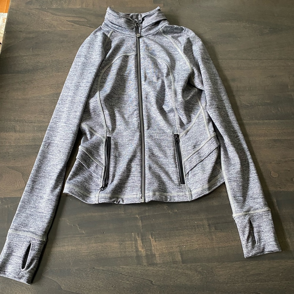 Lululemon On the Move Peplum Back Zip Up